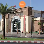 Une Galerie Dans Le Ciel - Hivernage Marrakech